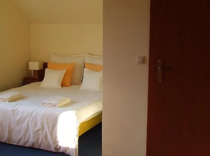 Maya Bed & Breakfast *