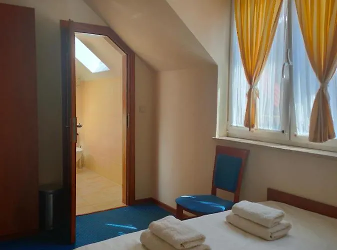 Maya Bed & Breakfast