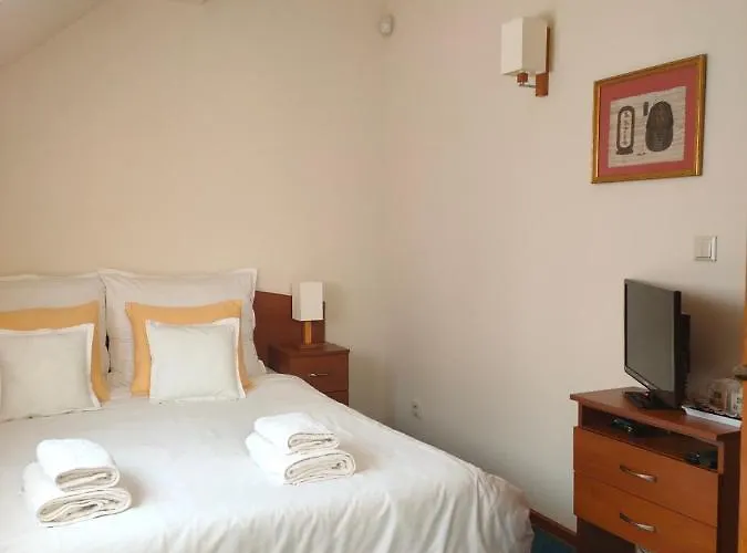 Bed & Breakfast Maya Brodnica Dolna