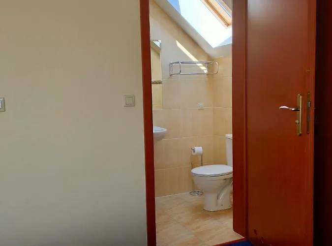 Maya Bed & Breakfast *